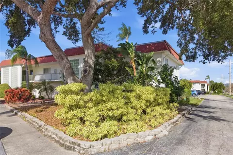 3500 Beneva Rd #307, Sarasota, FL 34232
