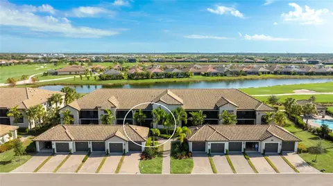 5695 Palmer Cir #105, Bradenton, FL 34211