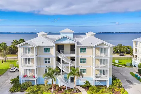 3439 79th Street Cir W #201, Bradenton, FL 34209