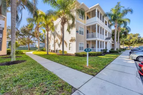 4802 51st St W #503, Bradenton, FL 34210