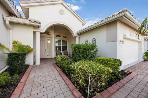 6514 41st Ct E, Sarasota, FL 34243