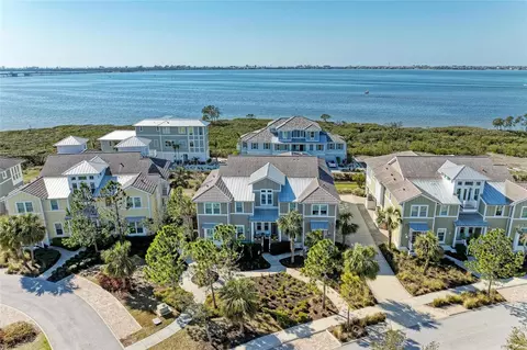 330 Compass Point Dr #101, Bradenton, FL 34209