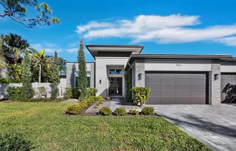 1843 Morris St, Sarasota, FL 34239