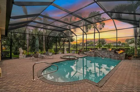 Exterior - 433 E Macewen Dr, Osprey, FL 34229 photo 6 of 22