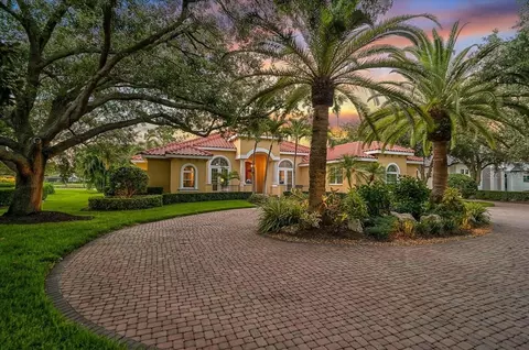 Exterior - 433 E Macewen Dr, Osprey, FL 34229 photo 17 of 22