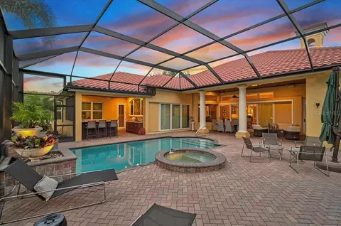 Exterior - 433 E Macewen Dr, Osprey, FL 34229 photo 4 of 22