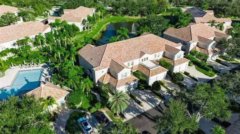 5211 Parisienne Pl #101, Sarasota, FL 34238