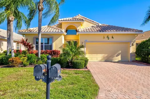 6511 43rd Ct E, Sarasota, FL 34243