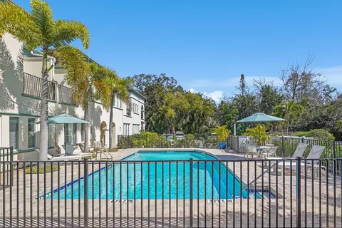1685 Laurel St #3, Sarasota, FL 34236