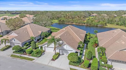 7011 Woodmore Ter, Lakewood Ranch, FL 34202