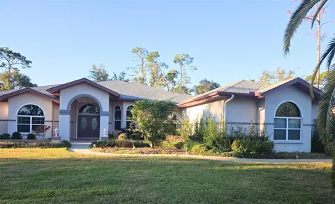 7430 Weeping Willow Dr, Sarasota, FL 34241