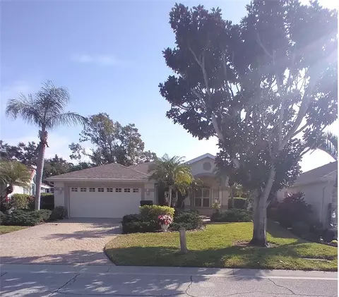 7476 Eleanor Cir, Sarasota, FL 34243