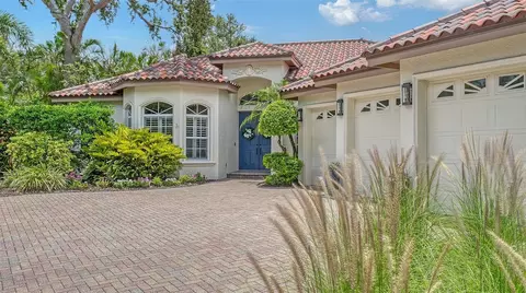 1864 Goldenrod St, Sarasota, FL 34239