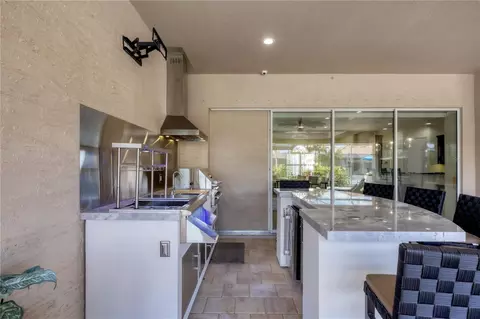 Kitchen - 575 Fore Dr, Bradenton, FL 34208 photo 4 of 6