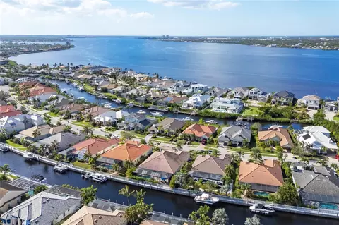 View/Area - 575 Fore Dr, Bradenton, FL 34208 photo 2 of 5