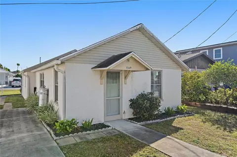 1369 Kruppa Ave, Sarasota, FL 34239