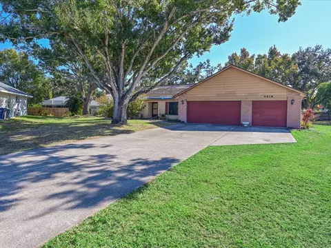 4518 30th Street Cir E, Bradenton, FL 34203