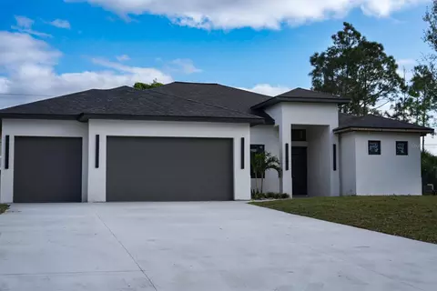 46 Holloman St, Port Charlotte, FL 33954