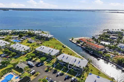 6500 Flotilla Dr #196, Holmes Beach, FL 34217
