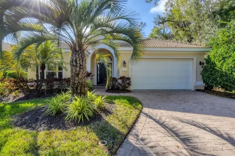 8404 Abingdon Ct, University Park, FL 34201