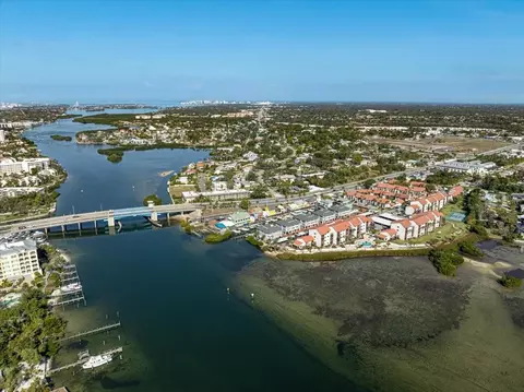 1624 Stickney Point Rd #1624-301, Sarasota, FL 34231