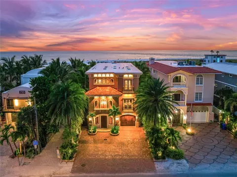801 N Shore Dr, Anna Maria, FL 34216