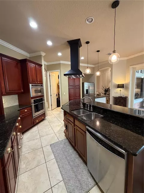 Kitchen - 2962 Wilderness Blvd E, Parrish, FL 34219 photo 5 of 9