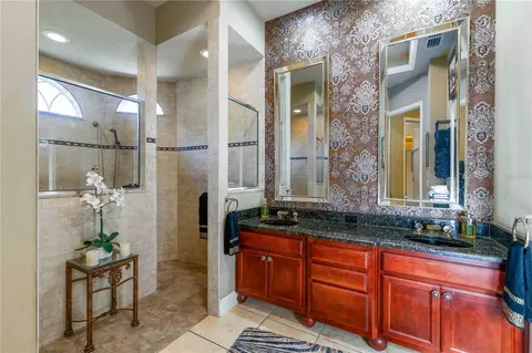 Bath - 2962 Wilderness Blvd E, Parrish, FL 34219 photo 5 of 7