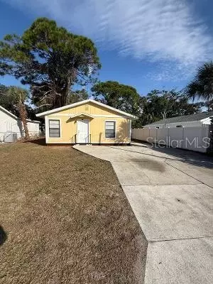 1471 18th St, Sarasota, FL 34234