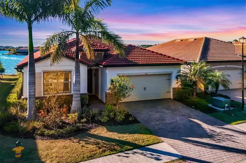 141 Vinadio Blvd, Nokomis, FL 34275
