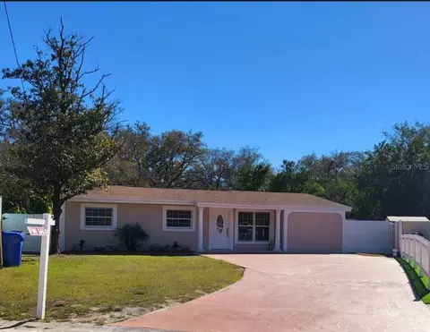 8605 May Cir, Tampa, FL 33614