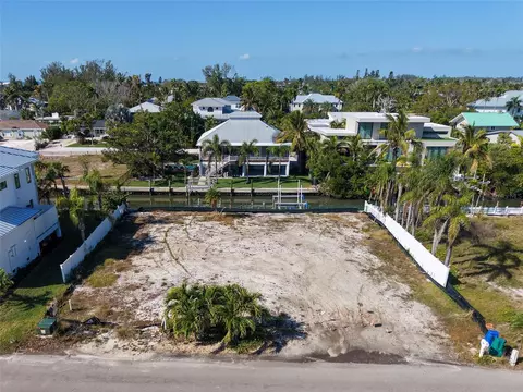 579 Bayview Dr, Longboat Key, FL 34228