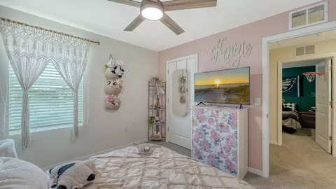 Bedroom - 10206 Charlotte Dr, Parrish, FL 34219 photo 6 of 8