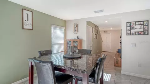 Entry Way - 10206 Charlotte Dr, Parrish, FL 34219 photo 3 of 5