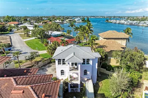 282 Santa Maria St, Venice, FL 34285