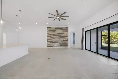 Living - 3712 Creekside Park Dr, Parrish, FL 34219 photo 6 of 8
