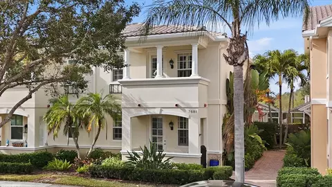 7681 Bergamo Ave, Sarasota, FL 34238