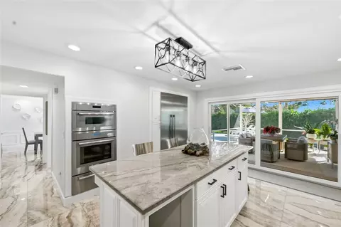 Kitchen - 1307 Riverview Cir, Bradenton, FL 34209 photo 6 of 6