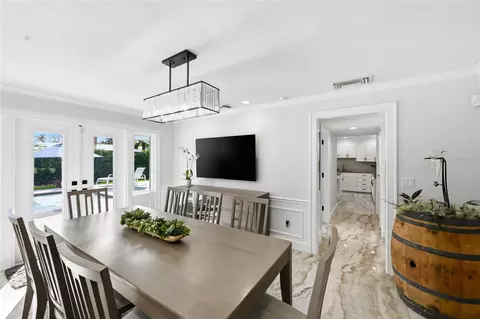 Dining - 1307 Riverview Cir, Bradenton, FL 34209 photo 2 of 3