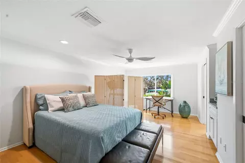 Bedroom - 1307 Riverview Cir, Bradenton, FL 34209 photo 6 of 7