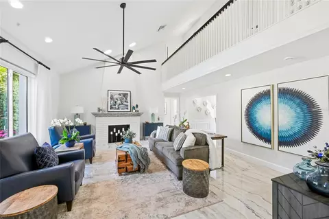Living - 1307 Riverview Cir, Bradenton, FL 34209 photo 1 of 7