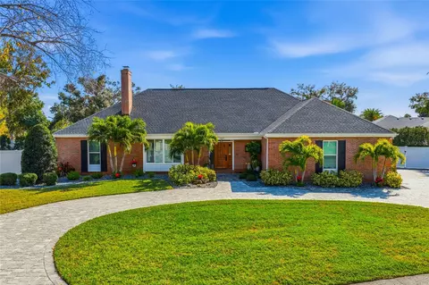 Exterior - 1307 Riverview Cir, Bradenton, FL 34209 photo 1 of 18