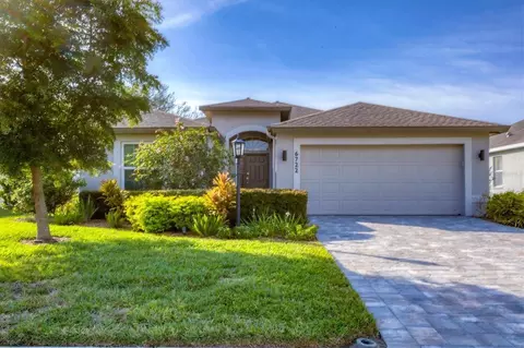 6722 W Country Club Ln, Sarasota, FL 34243