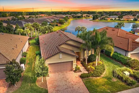 16719 Ellsworth Ave, Bradenton, FL 34202