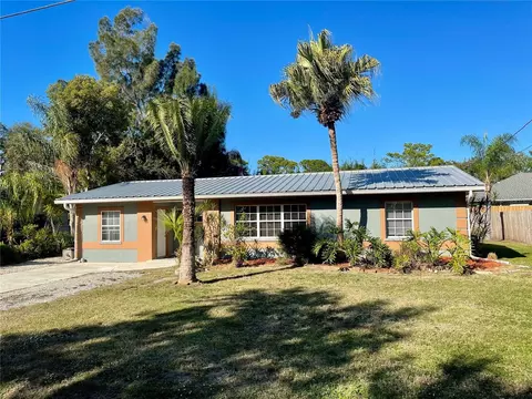 2043 Cordes St, Osprey, FL 34229