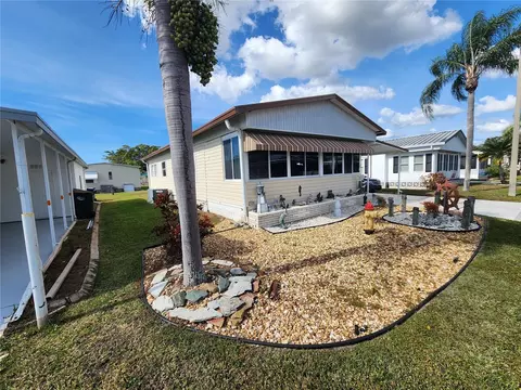 808 53rd Ave E #75, Bradenton, FL 34203