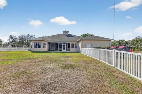 Exterior - 17312 Howling Wolf Run, Parrish, FL 34219 photo 5 of 8