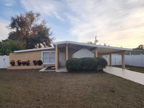 3211 20th Ave W, Bradenton, FL 34205