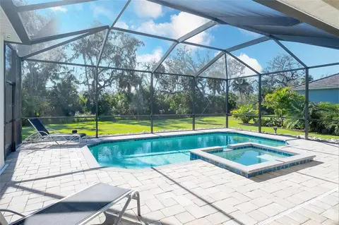 Exterior - 15915 42nd Gln E, Parrish, FL 34219 photo 3 of 7