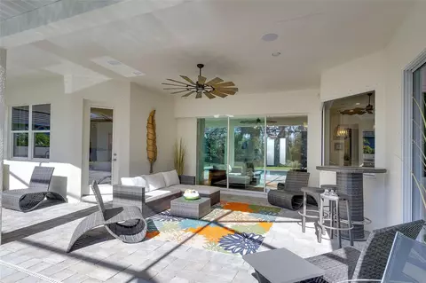 Exterior - 15915 42nd Gln E, Parrish, FL 34219 photo 2 of 7